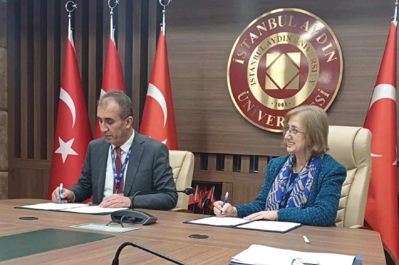 جامعتا خضوري واسطنبول اييدن توقعان اتفاقيتين في مجالات التعاون المشترك